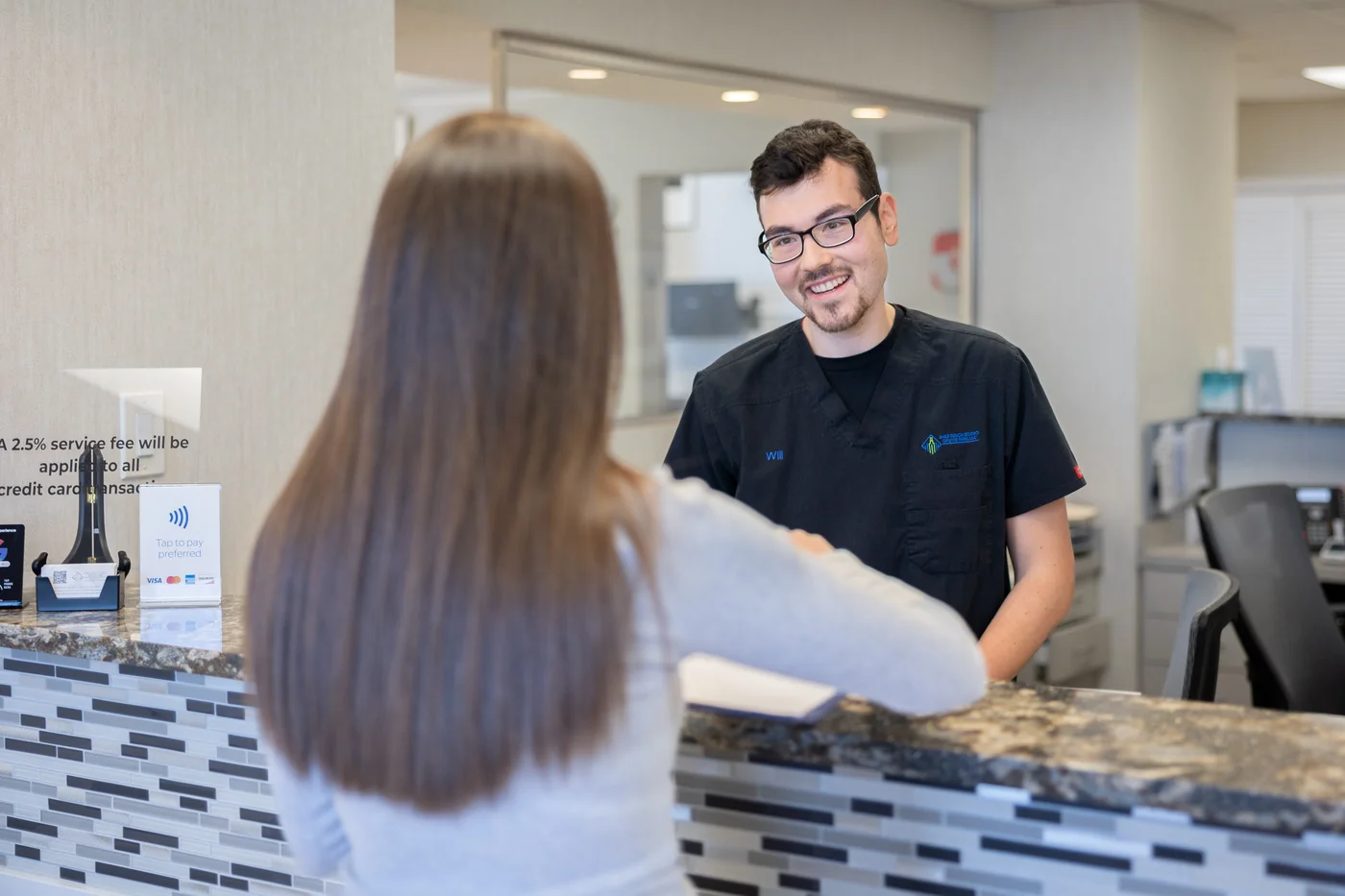 Dentist in Chicago Smile Design Studio Of Hyde Park LLC